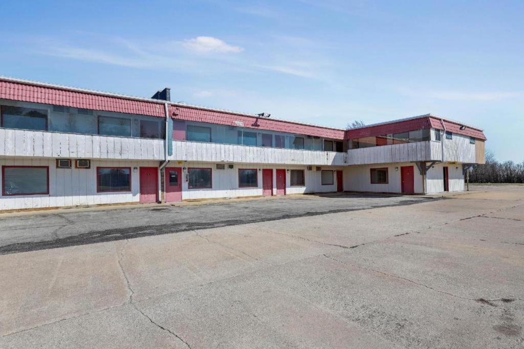 Hotel O Oskaloosa - Hwy 63/92 Luaran gambar